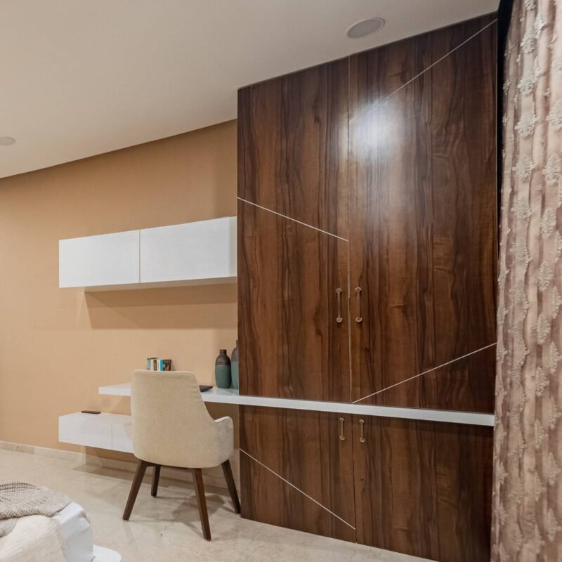 Modern Study Room Design With Wooden Wardobe