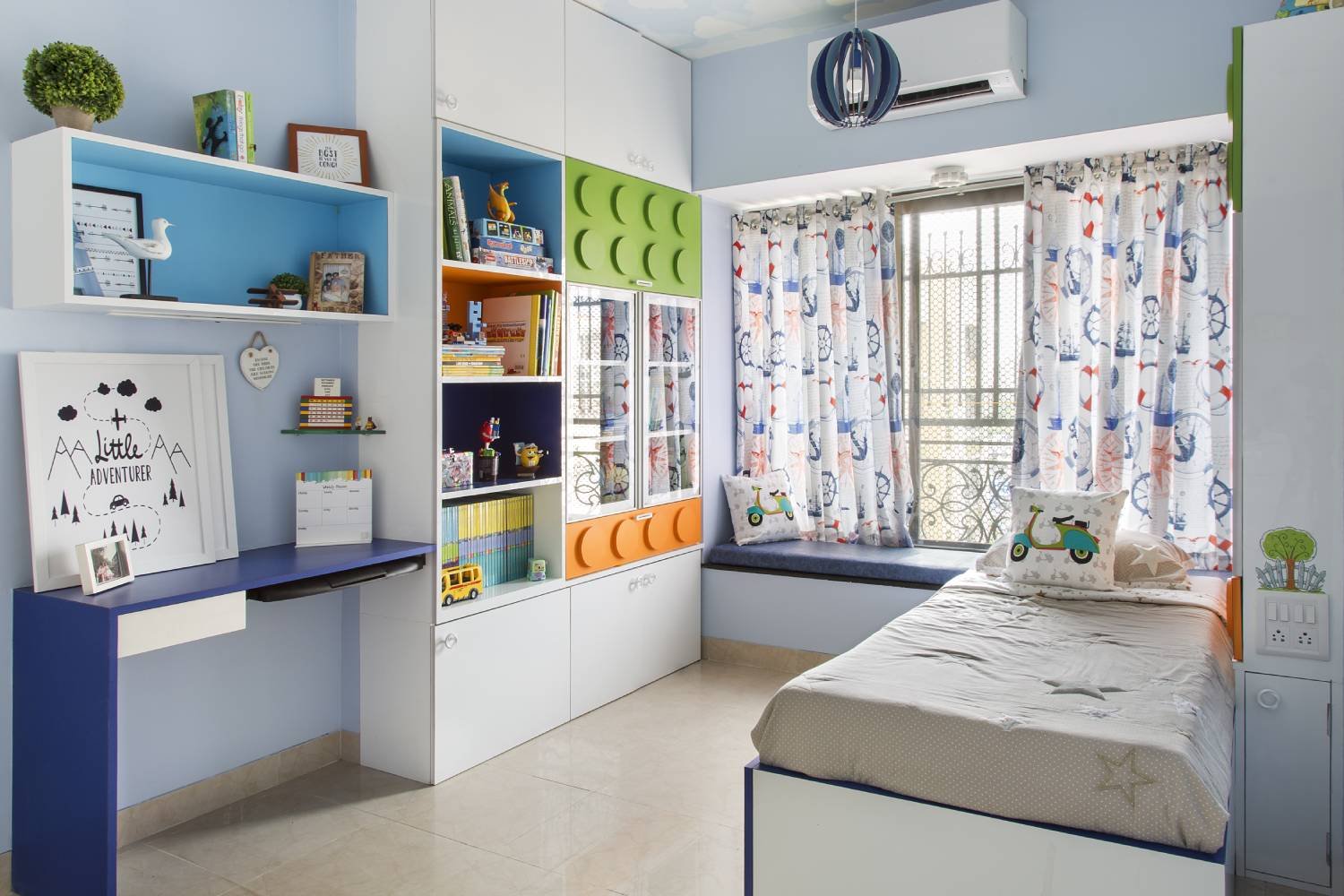 Contemporary 2BHK Flat Design with Modular Crockery Unit