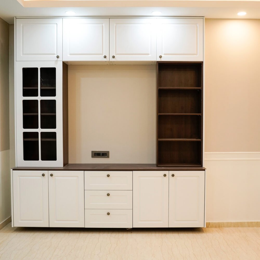 Classic Crockery Unit Design with Matte Finish and Glass Cabinets