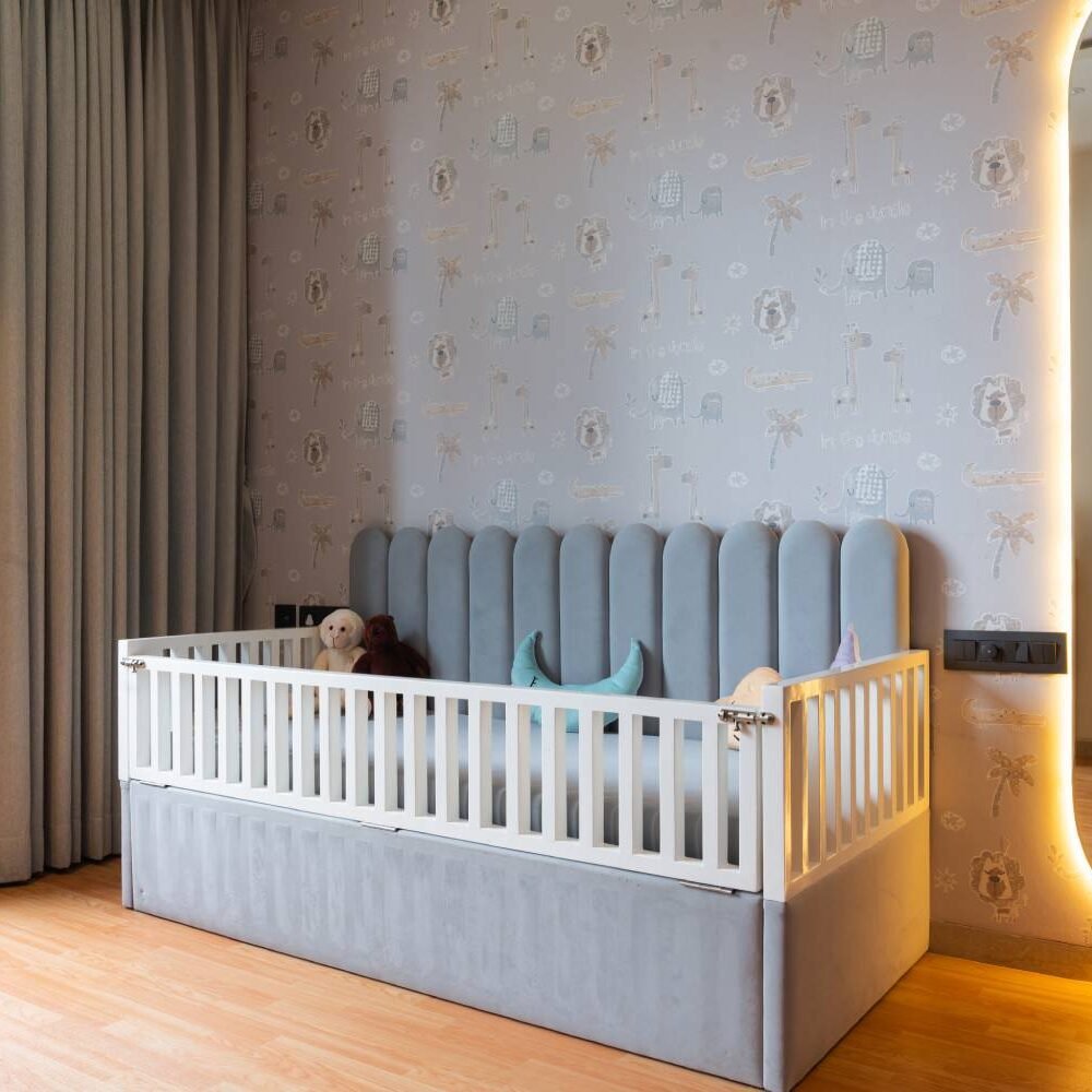 Modern Kids Bedroom Design with Extendable Cradle Bed