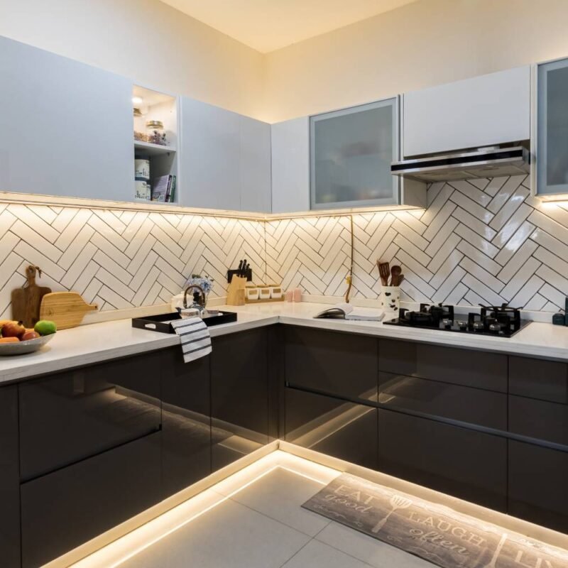 Modern 3BHK Flat Design with L-Shaped Kitchen and Wardrobes