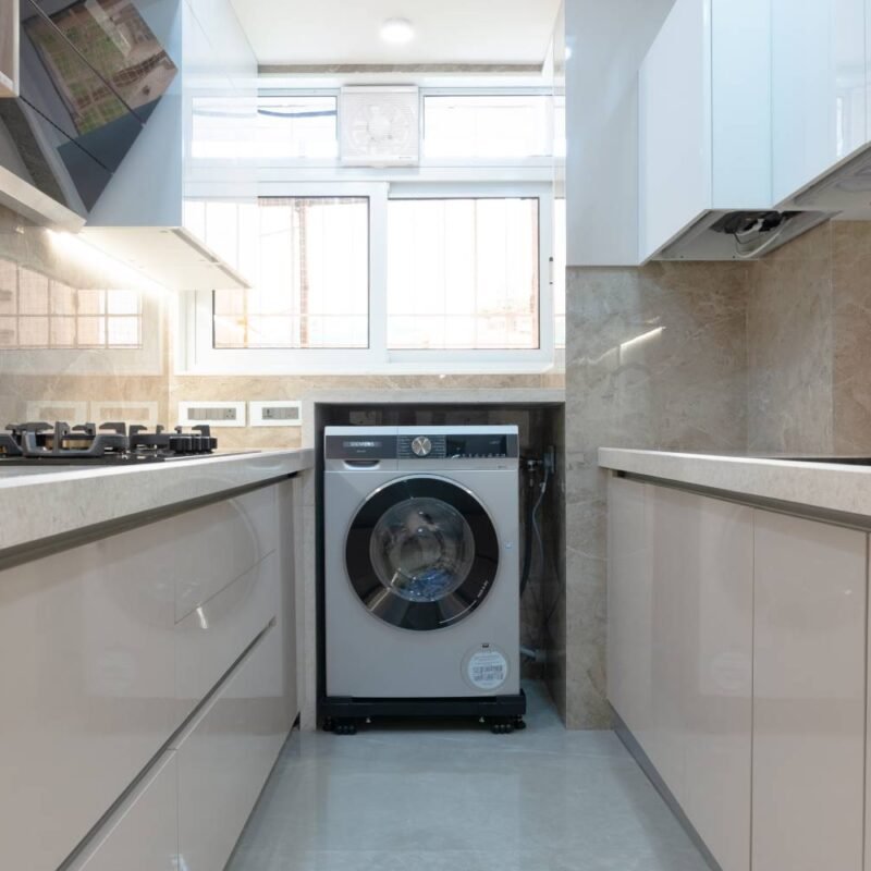 Matte Finish Ceramic Tile Design for Modern Bathrooms