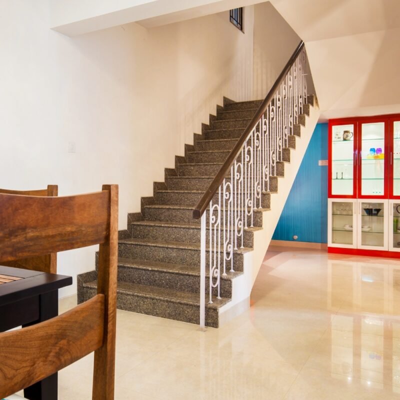 Mid-Century Modern U-Shaped Concrete Staircase Design