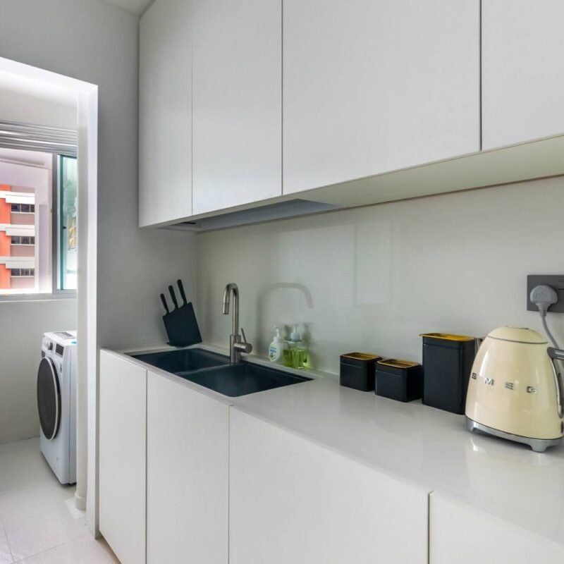 Modern Undermount Quartz Basin Wash With White Countertop