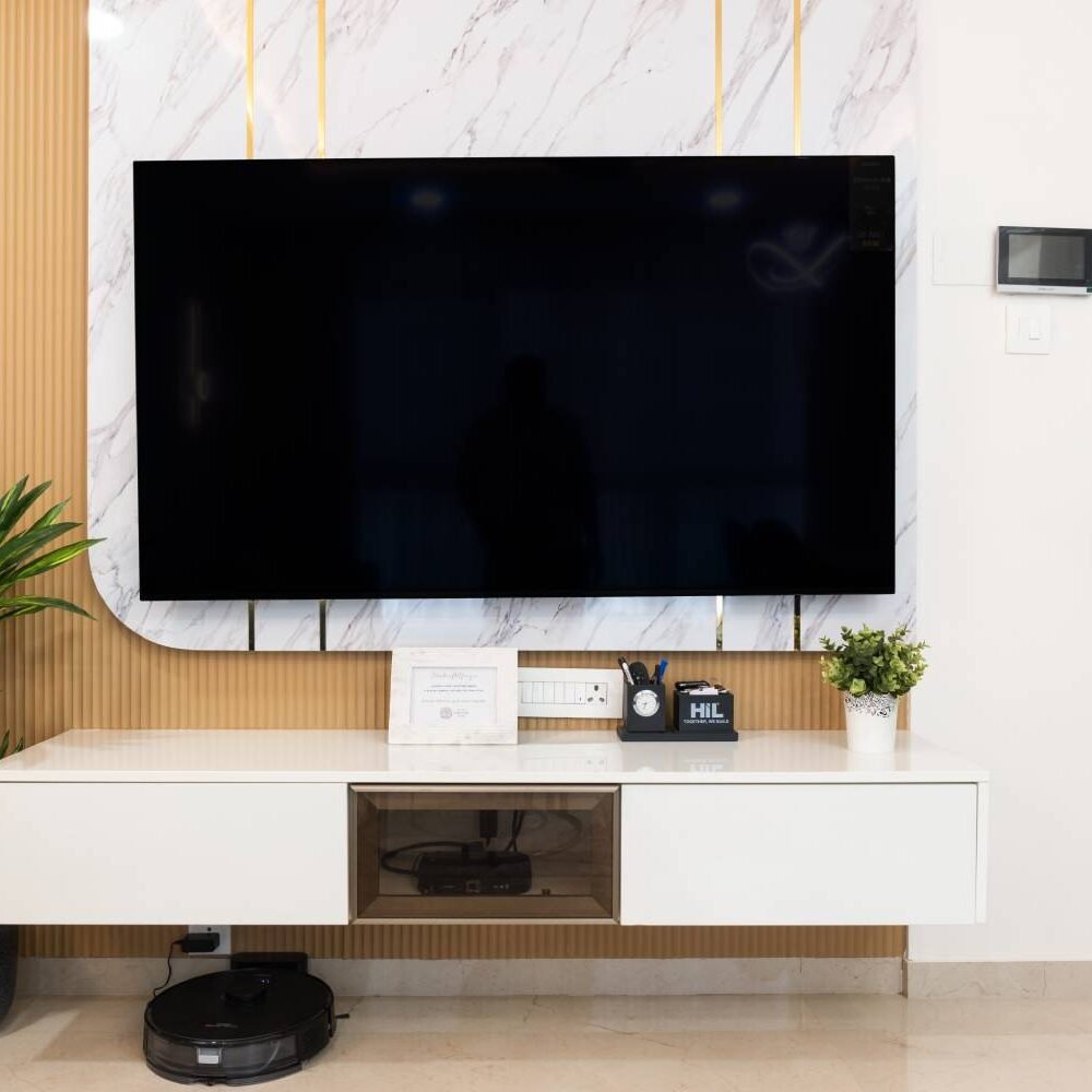 Contemporary Wall-Mounted TV Unit Design in White